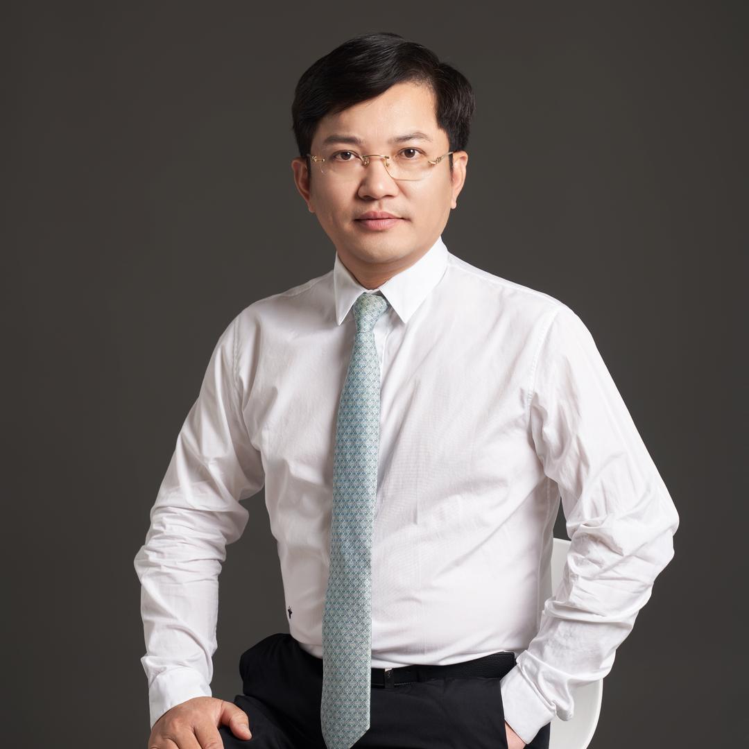 深圳亮哥