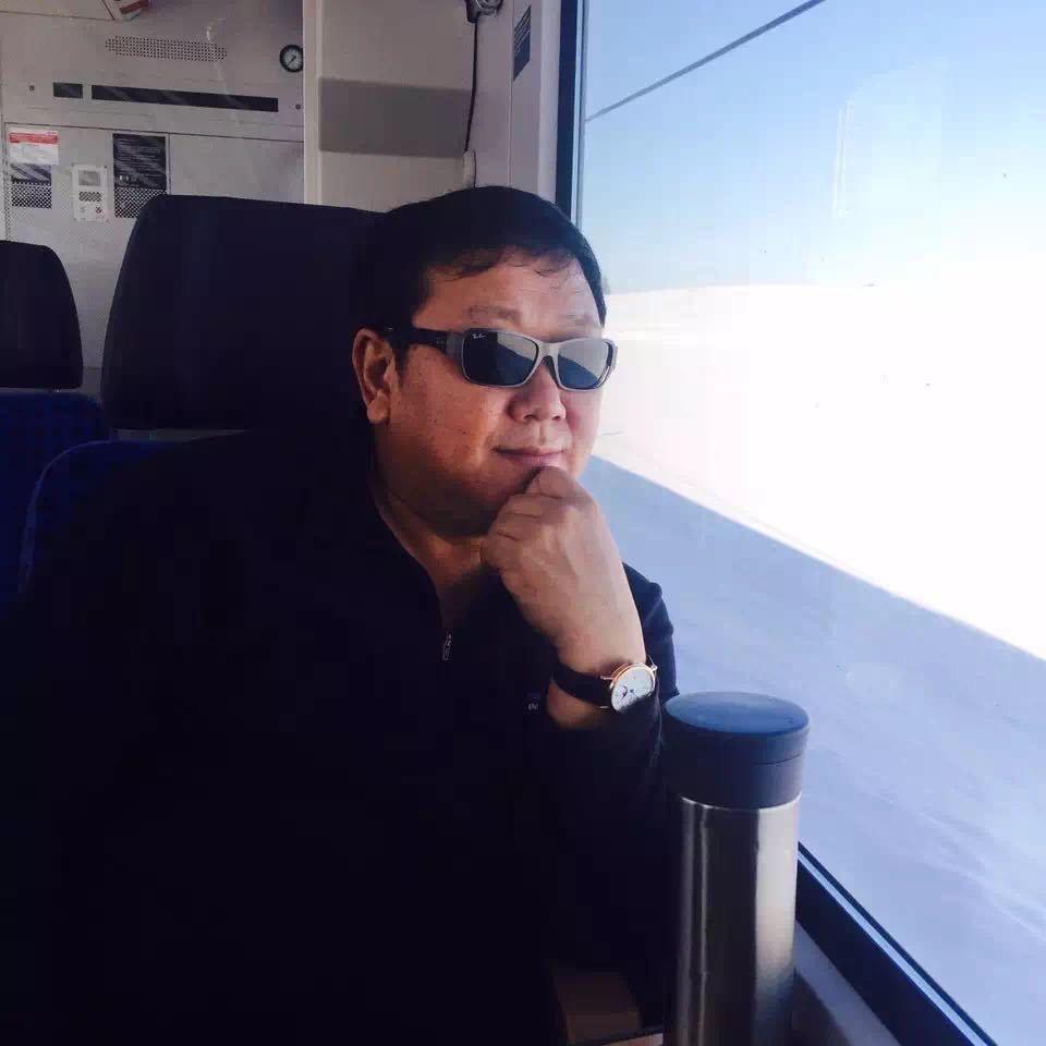 姜丰滑启创始人