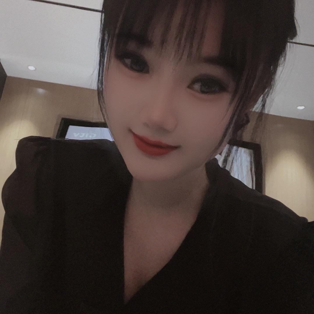 请叫我¥欧晓雅