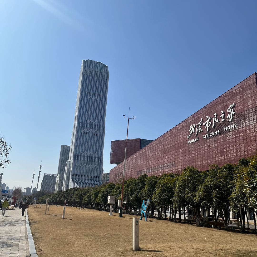 梦想的天空格外蓝