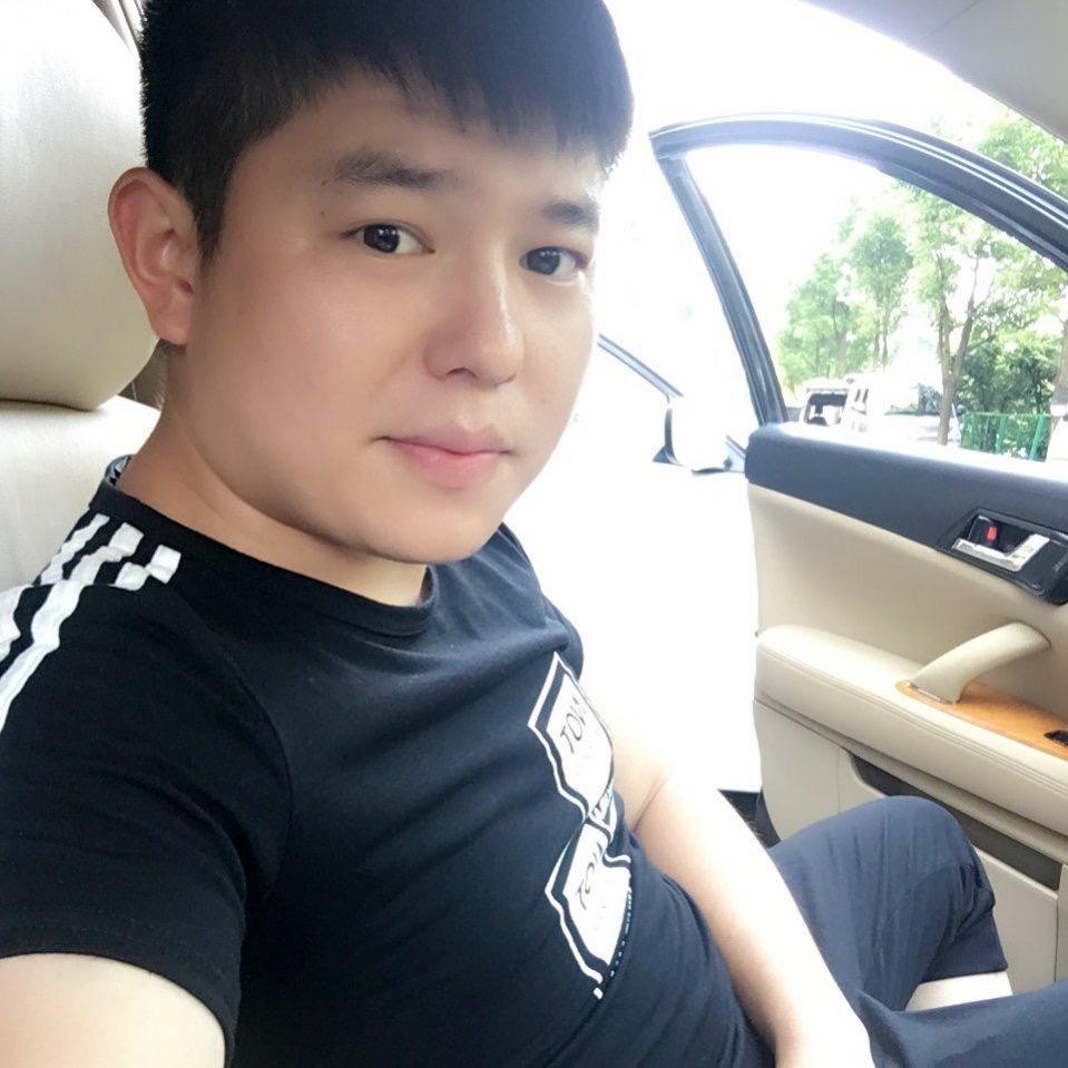 郴州强鑫斌二手车