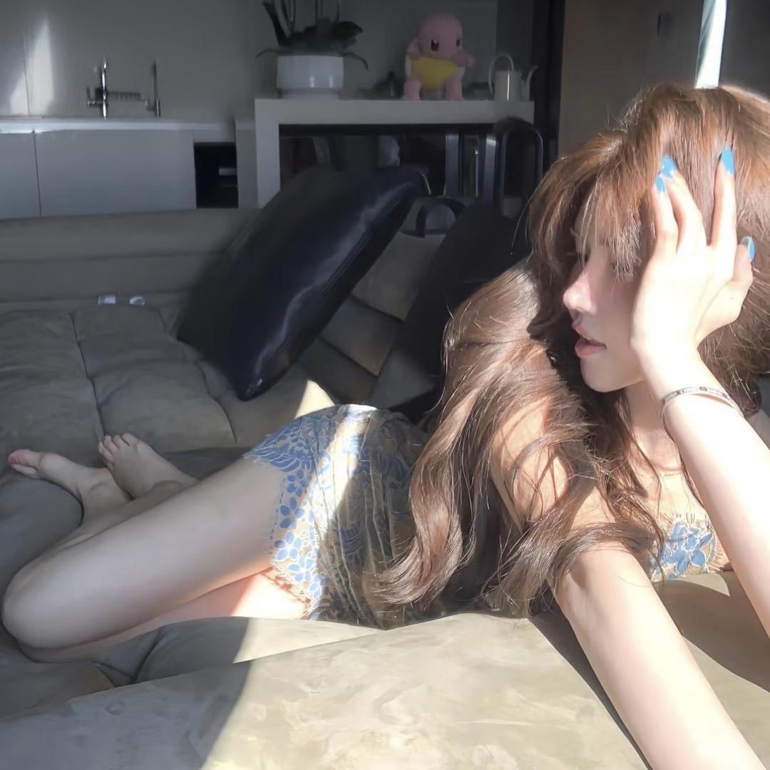 萝嗒婚纱