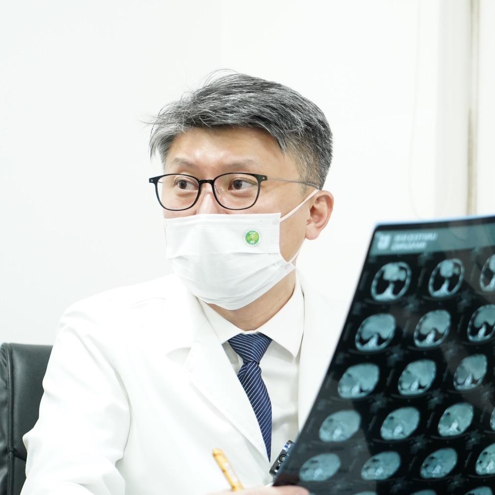 胃外科赵岩医生