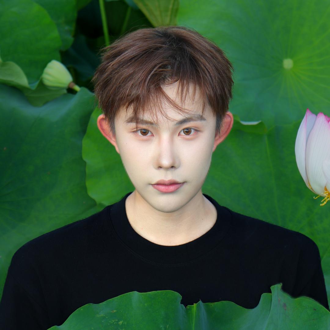 黄灯泡