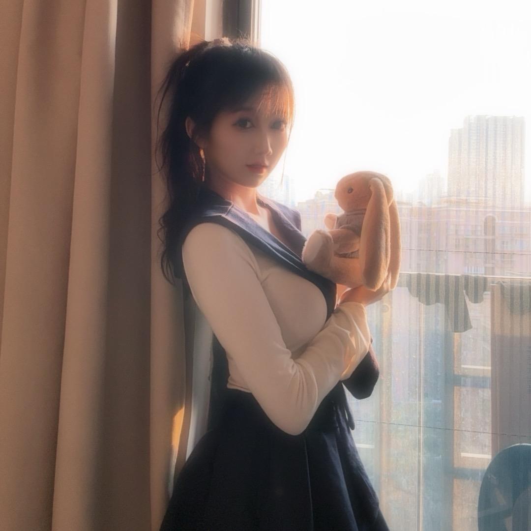 猫小玉