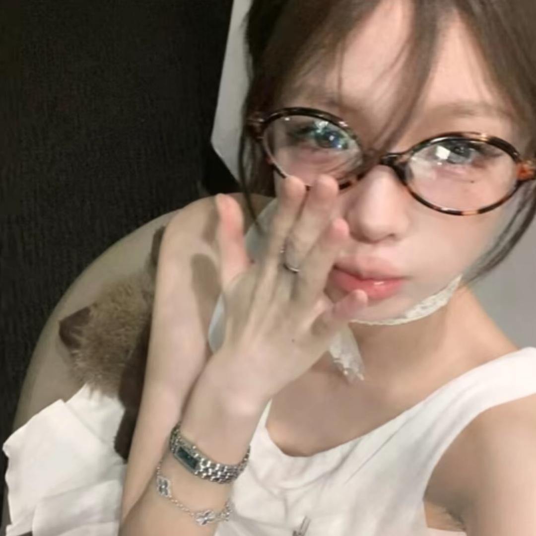 怡yi.