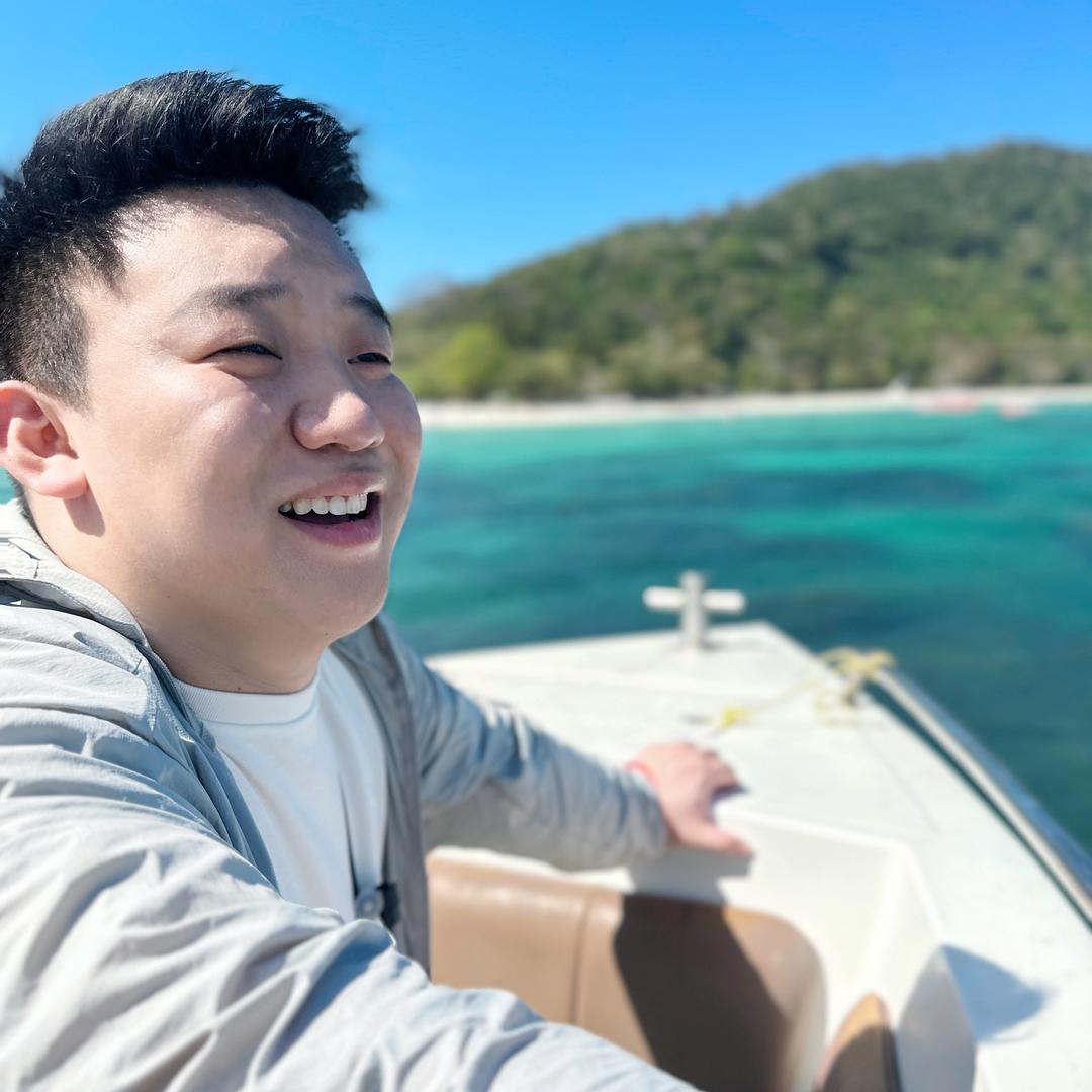 爱喷画的小宇哥