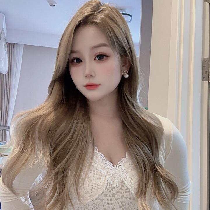 婷。
