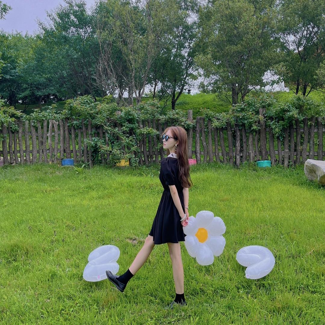 杨完美 
