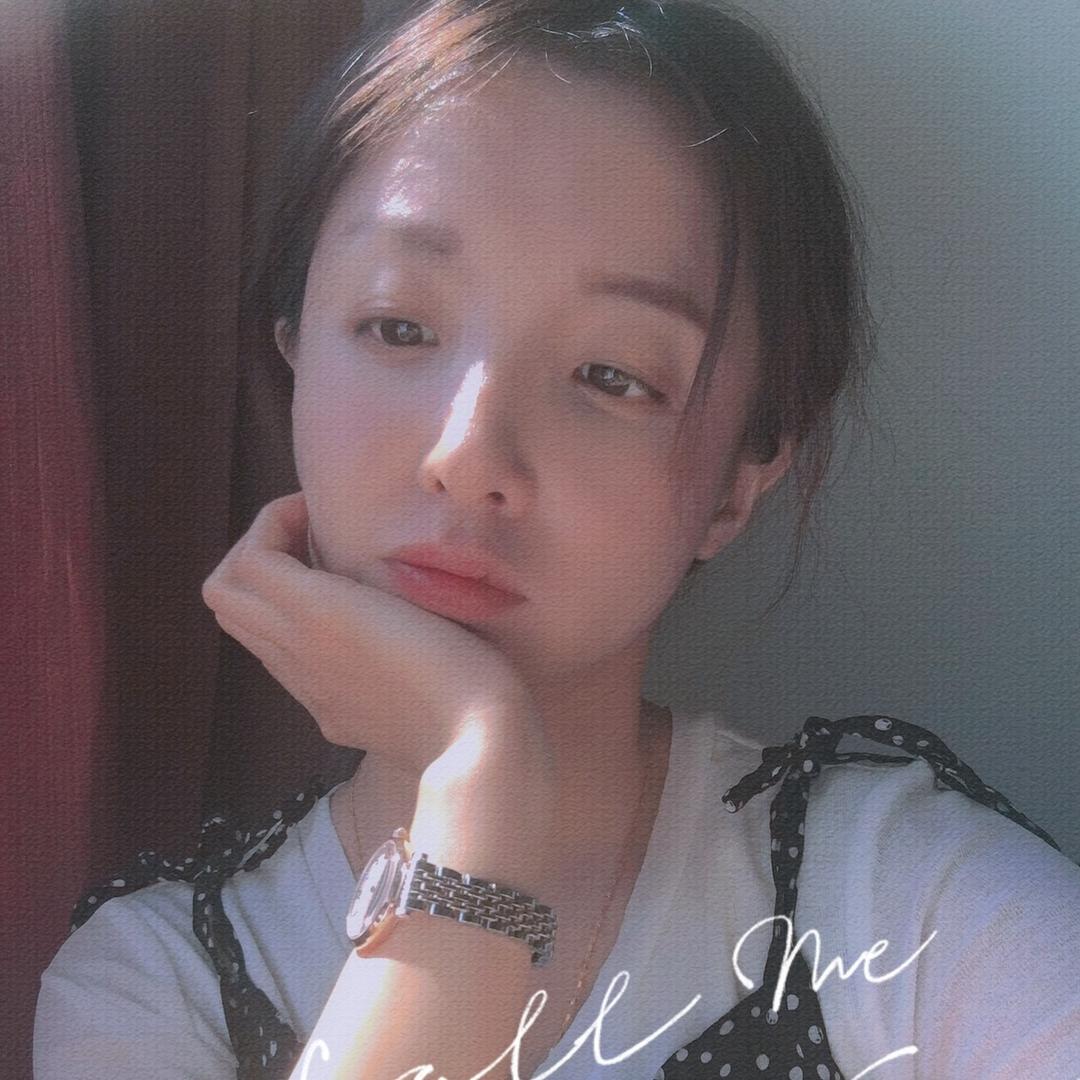 是月亮吖🌙