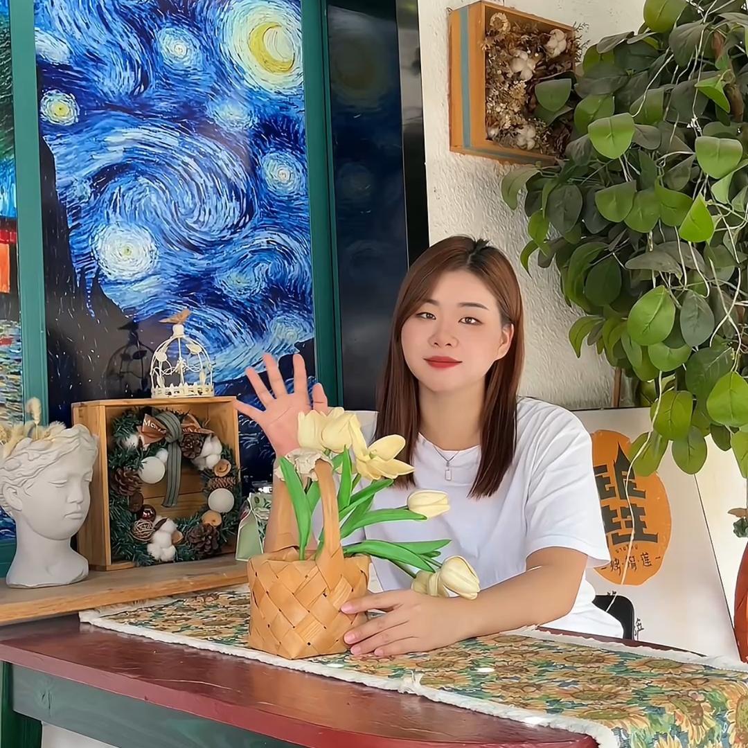 彭刘洋露