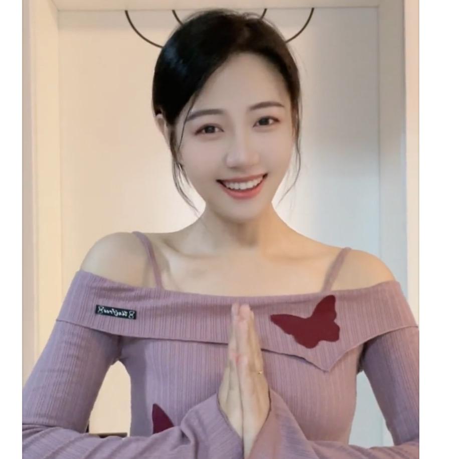 亚小露