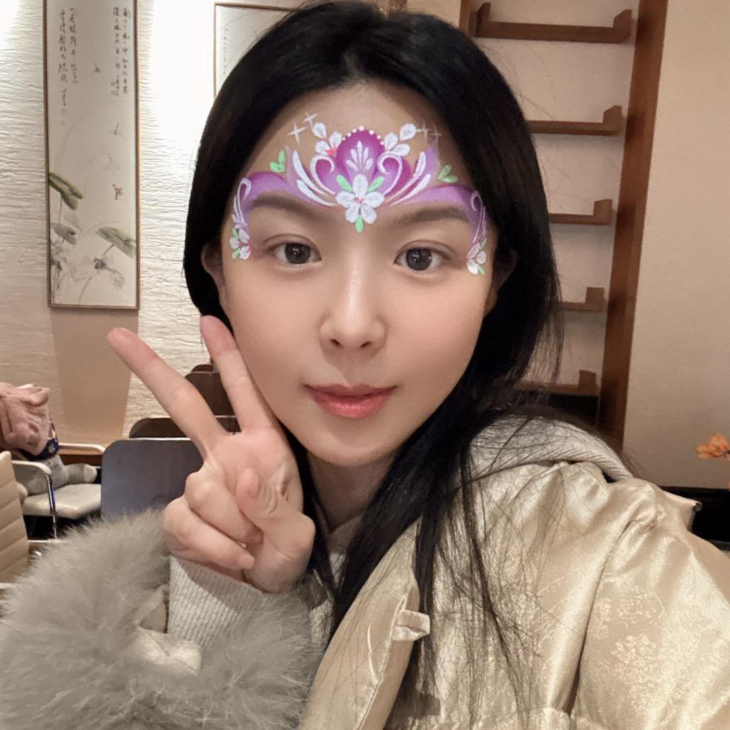 招财猫彩绘李老师