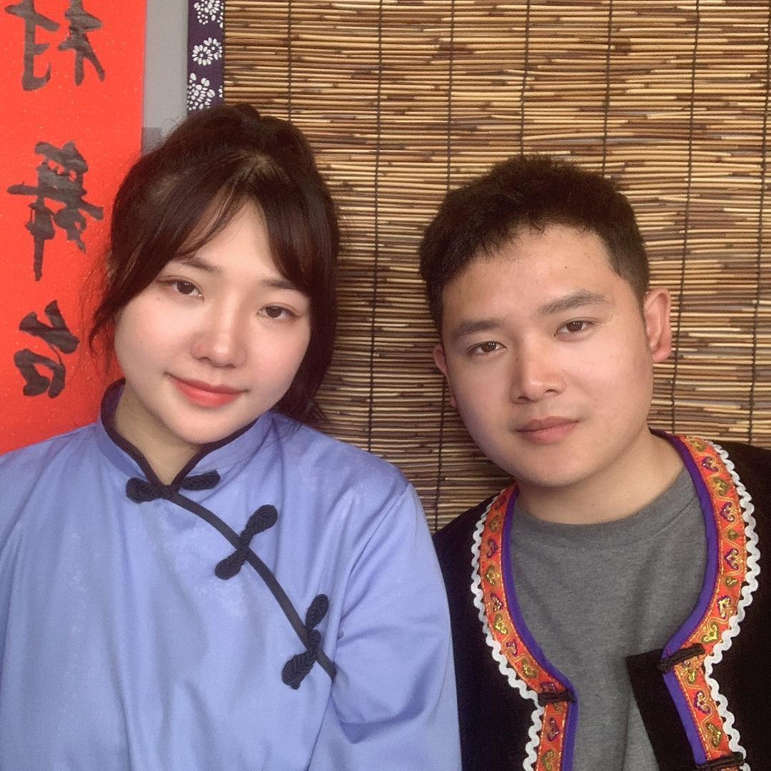 向美丽的小老公（三姐弟）