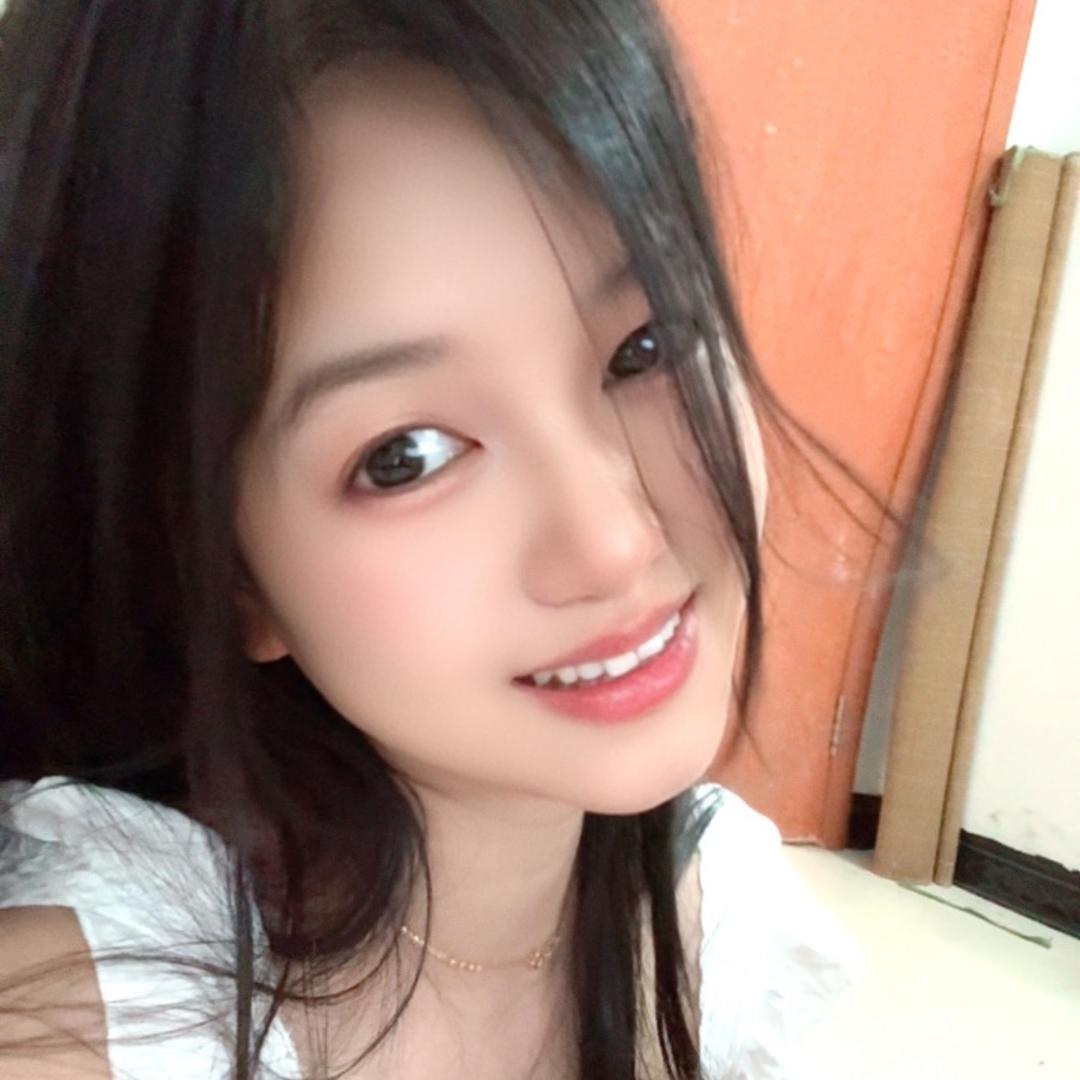 苗苗.