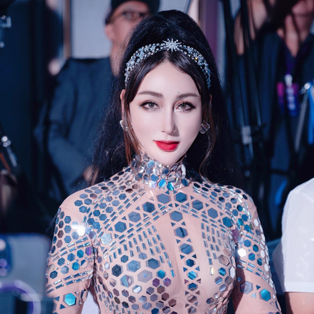 胡洛馨Jennifer
