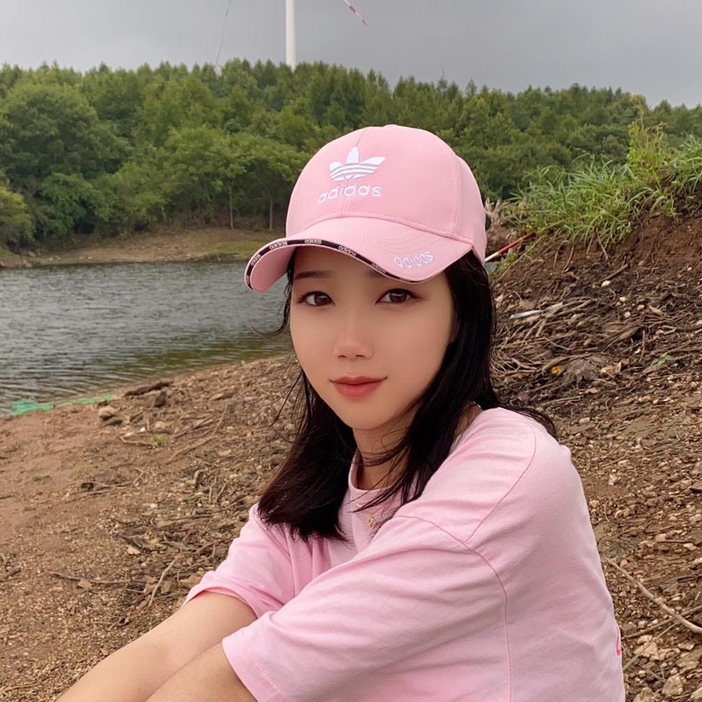 女钓手莹莹