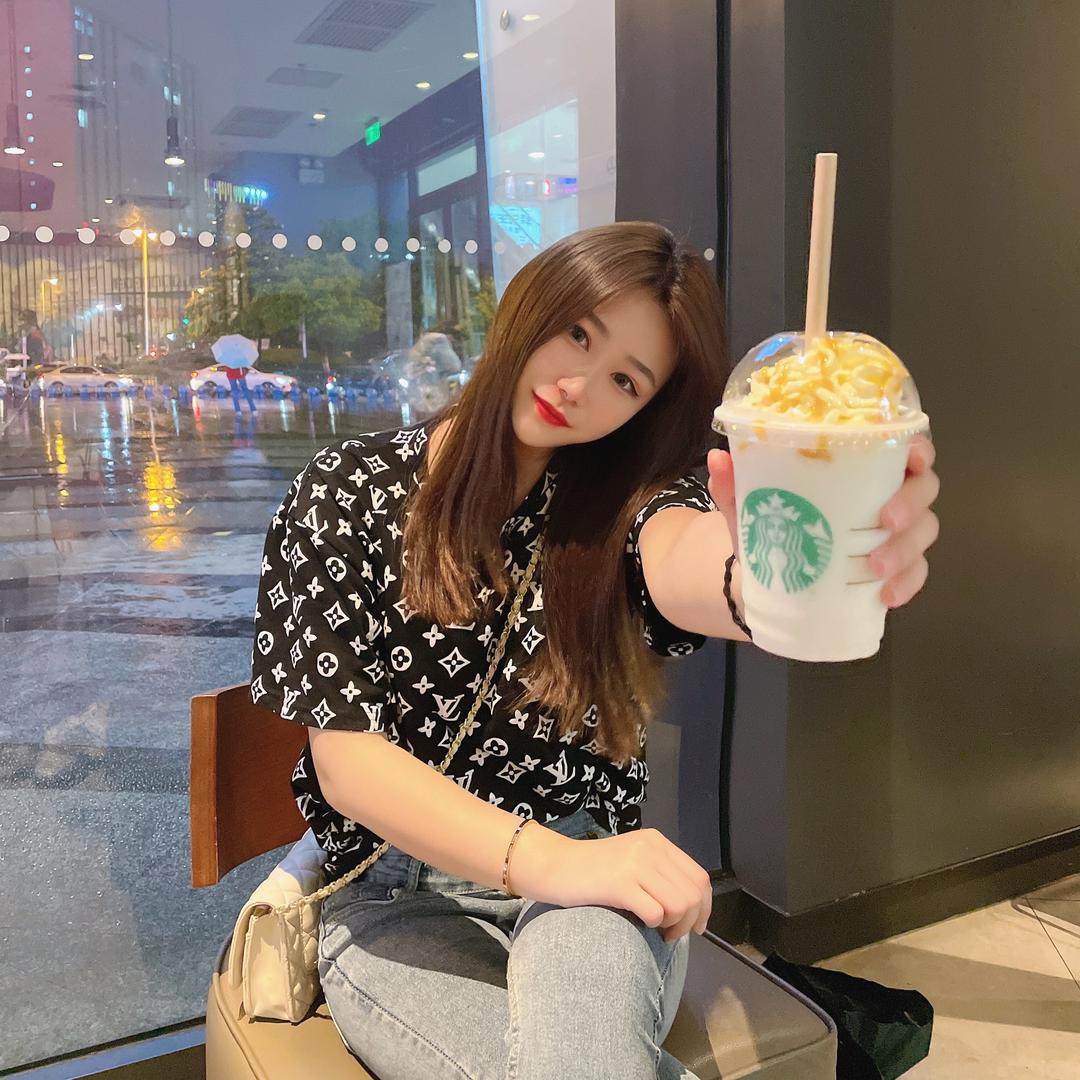 一只小滢妹