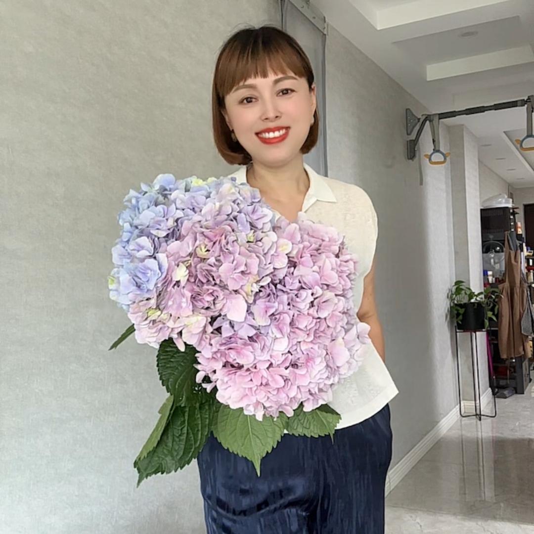 浅月弯弯《金花有间杂货铺》