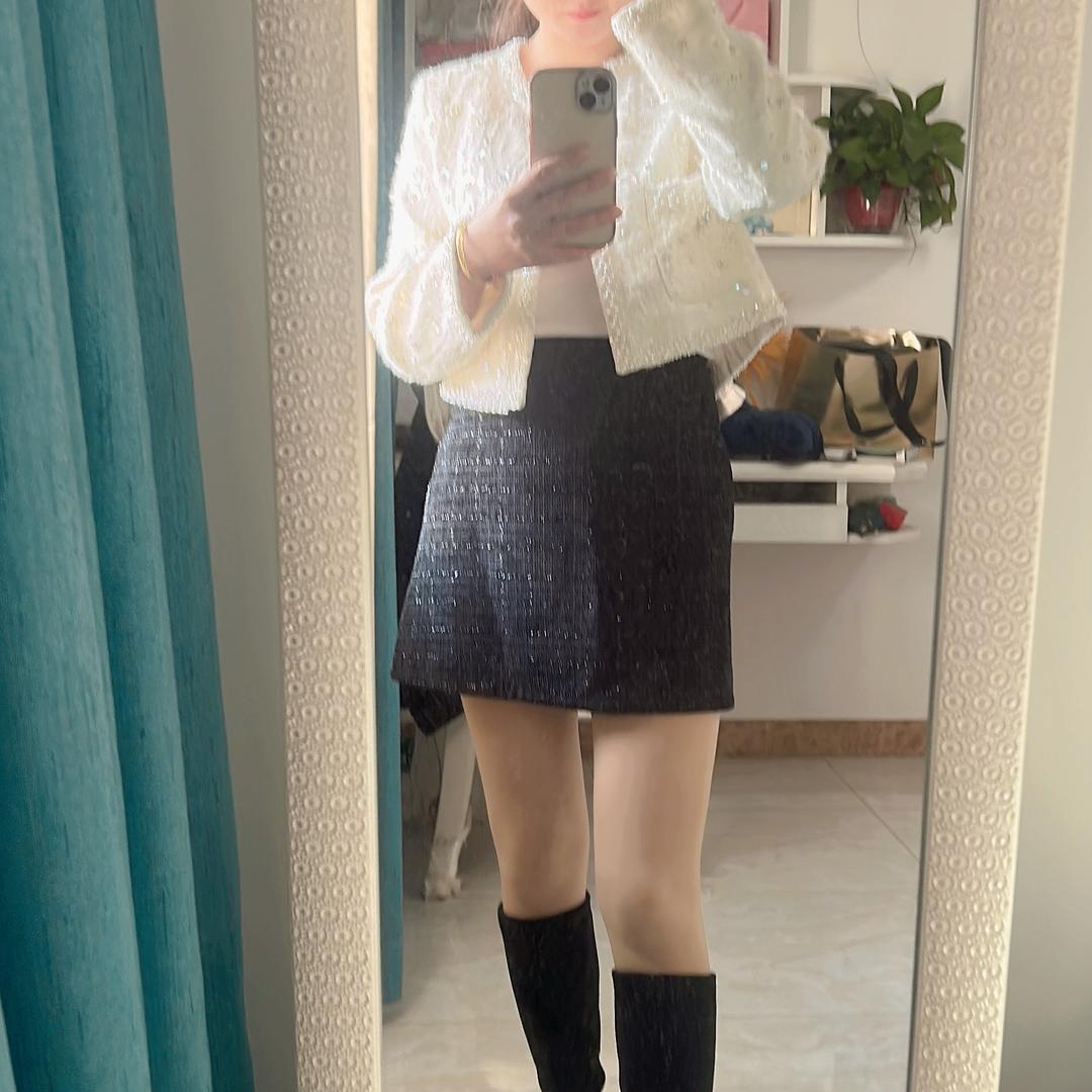 小  伊