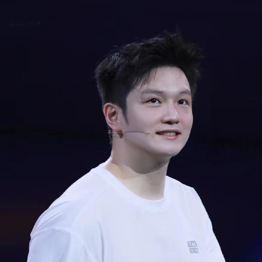 哆啦Damon