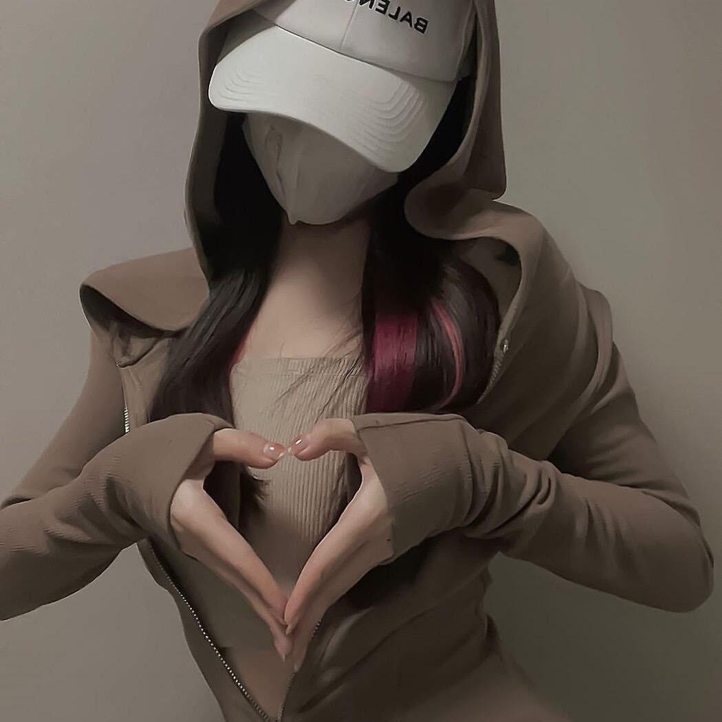 .   派大唾沫星子🌊