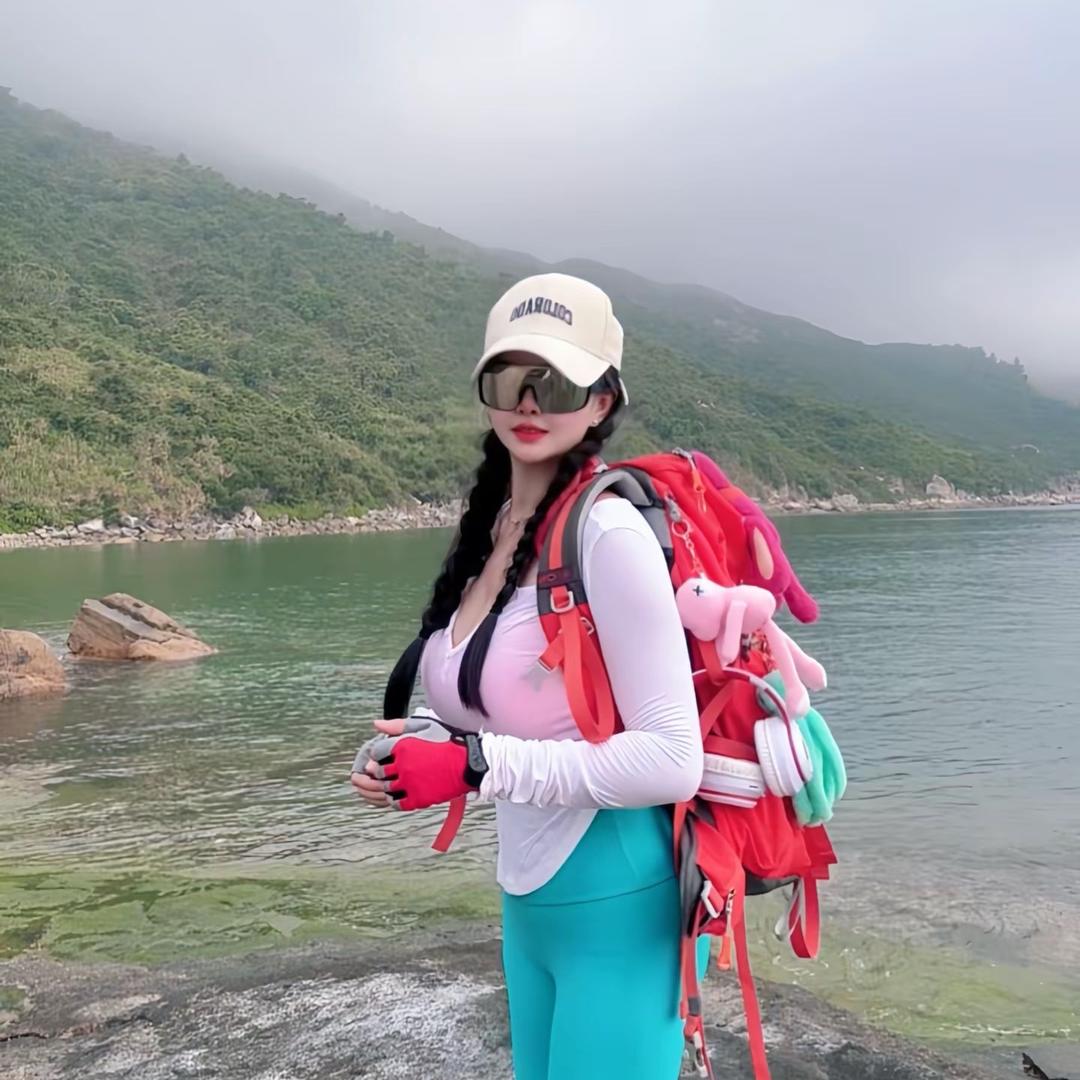 背老爷爷过马路