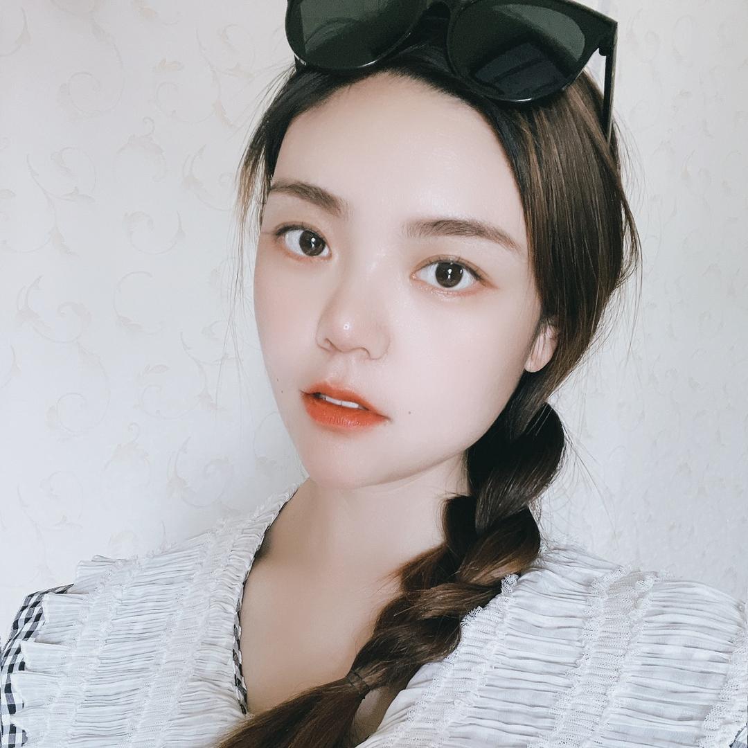 一只小蜜冯