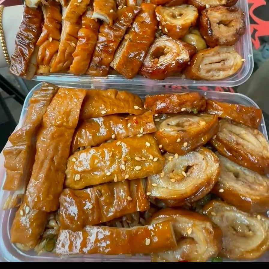 卤味肥肠工厂十年高品质A