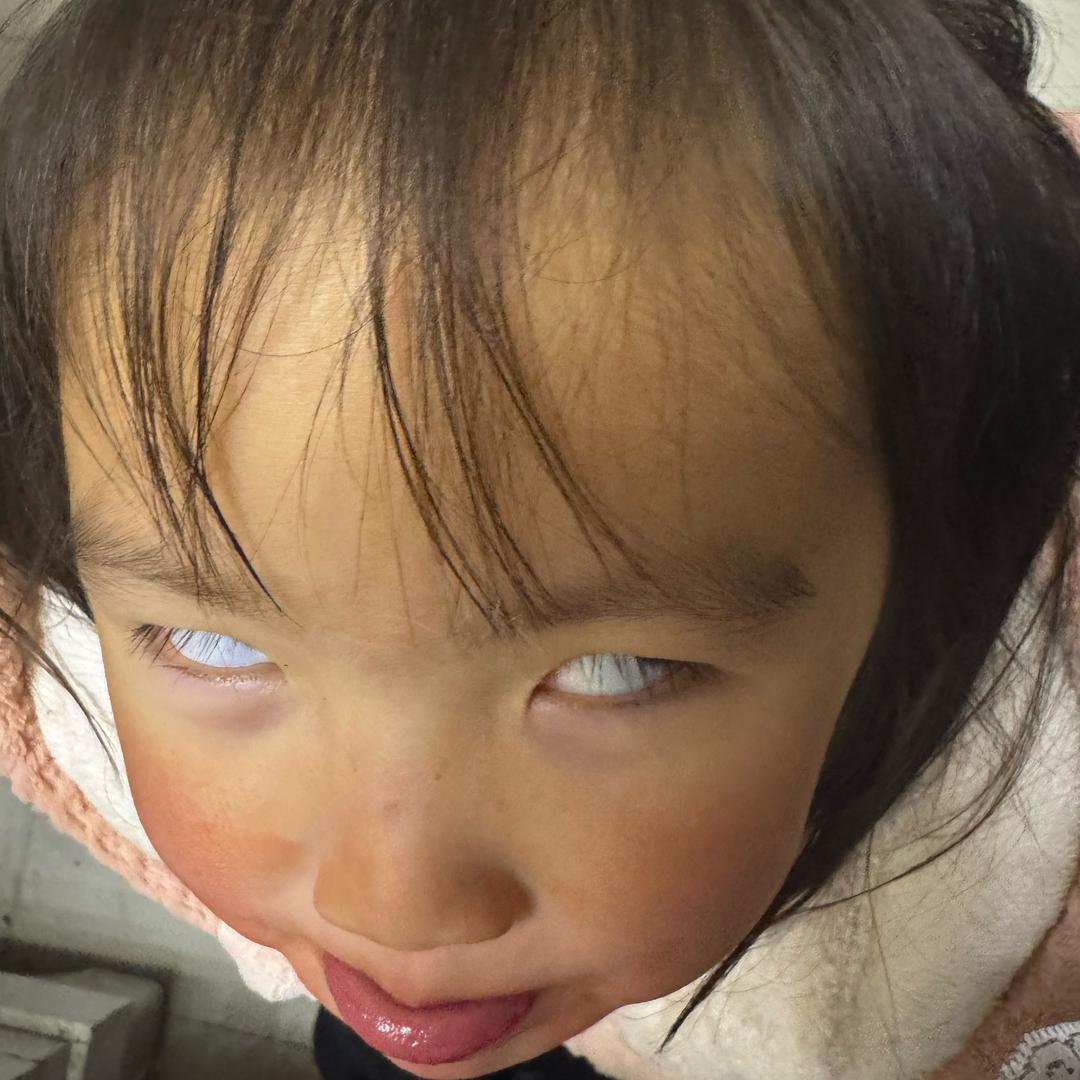 ¥