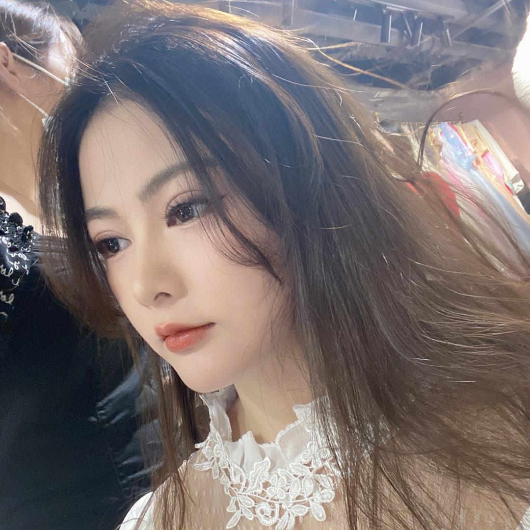 奈思缇服饰旗舰店