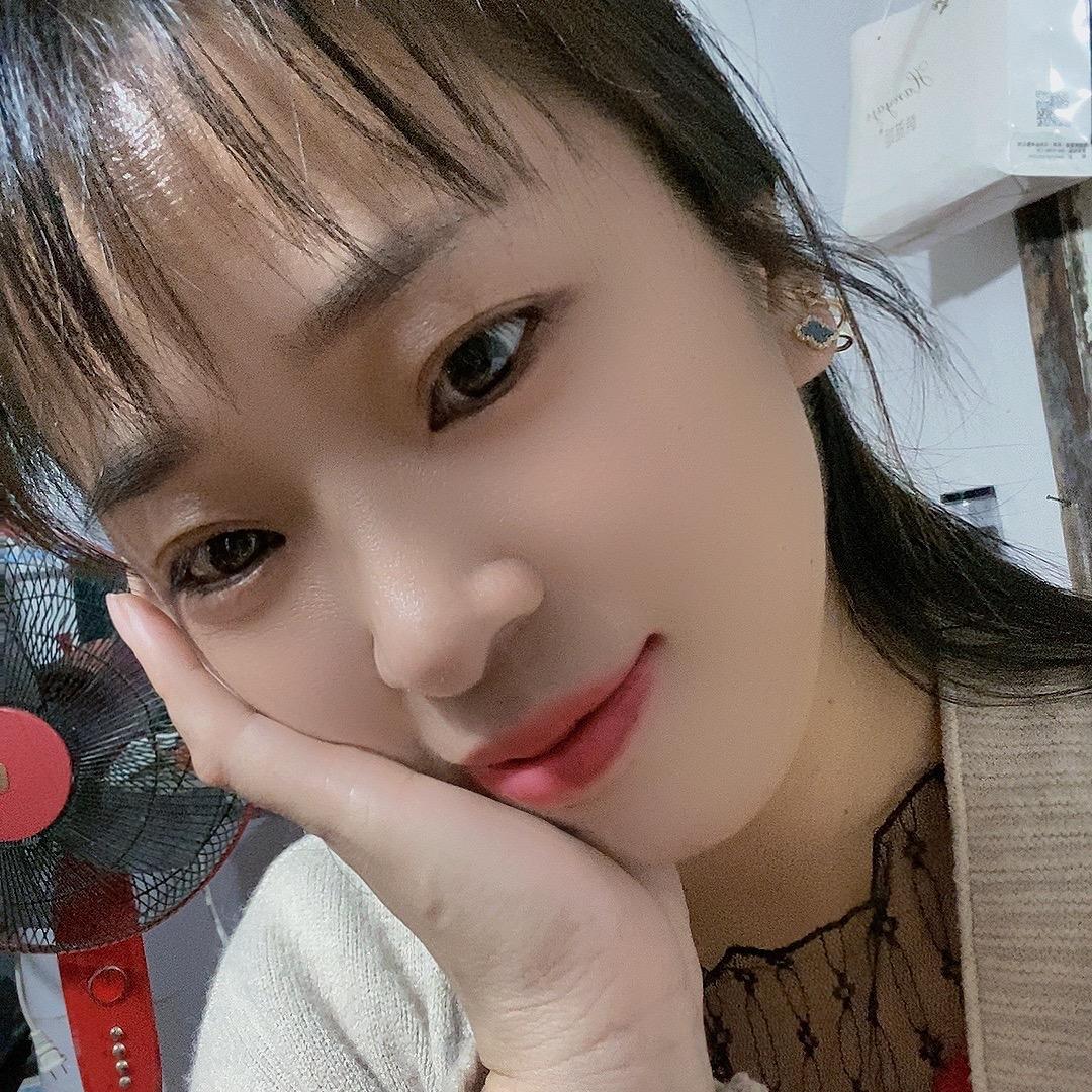 小琴琴😘😘😘