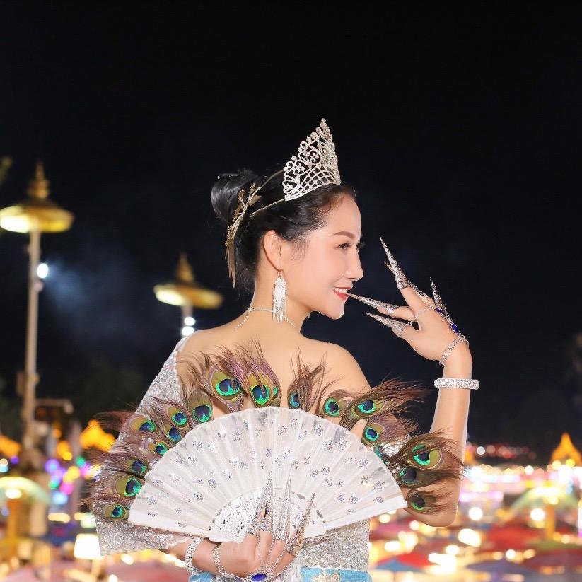 卡车女司机姚姚