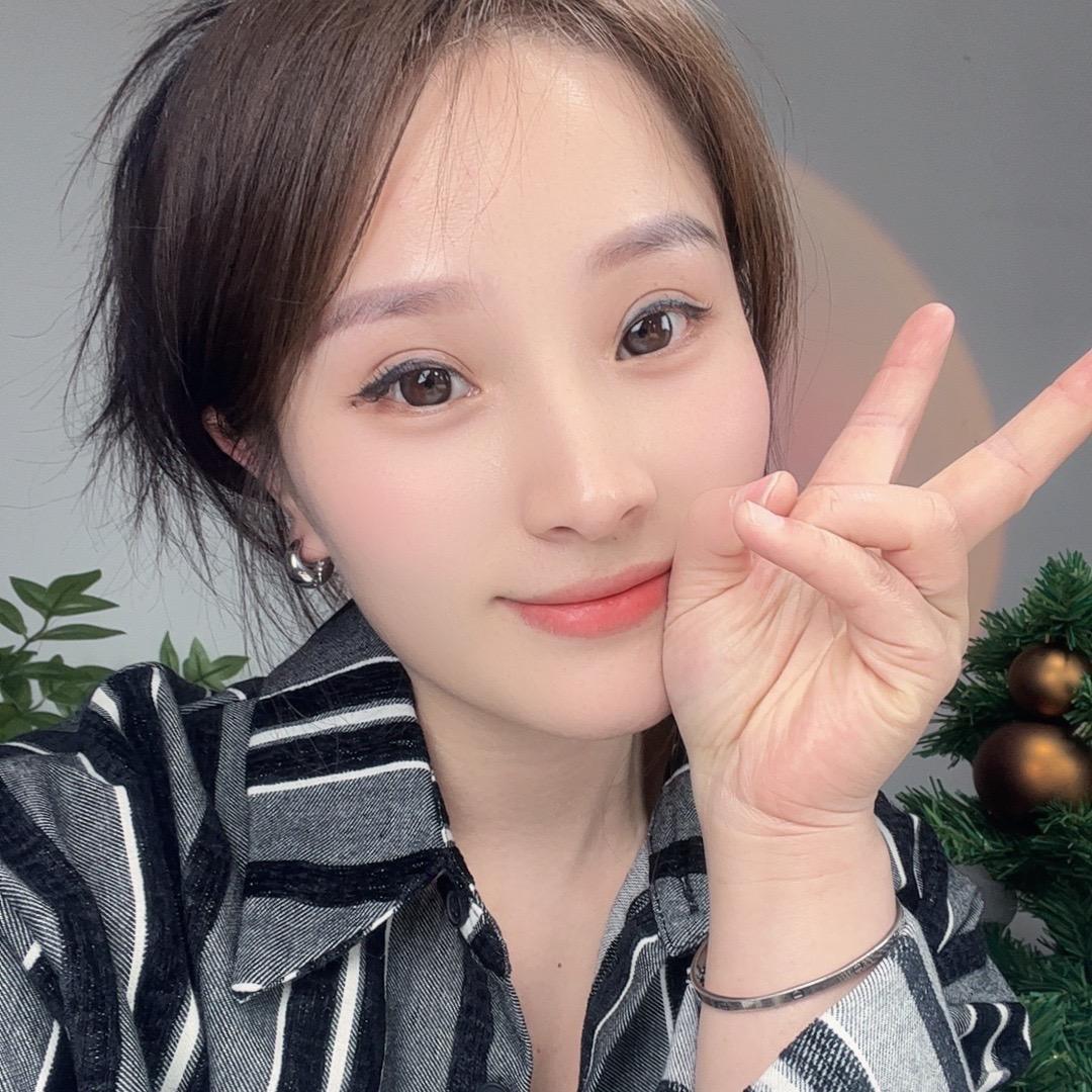 @方宝儿