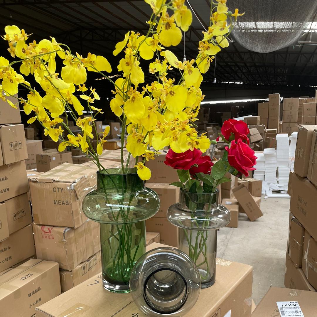 昌源玻璃花瓶