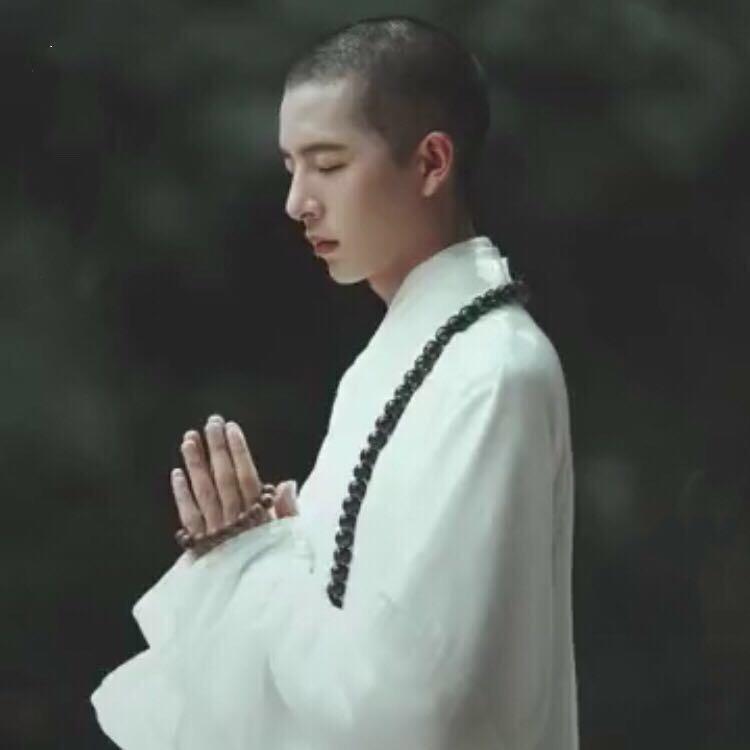༺༼࿅࿆࿄曼殊鑫࿄࿅࿆༽༻