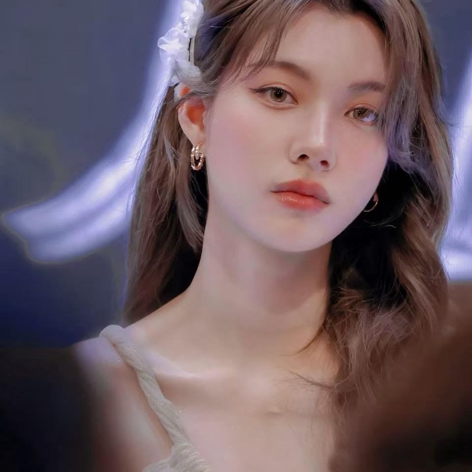 洋洋.