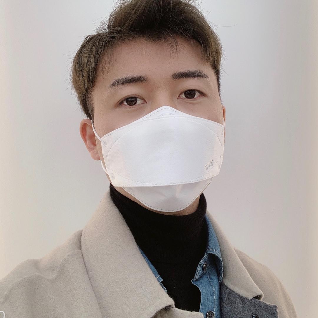在韩小楠潮牌服饰