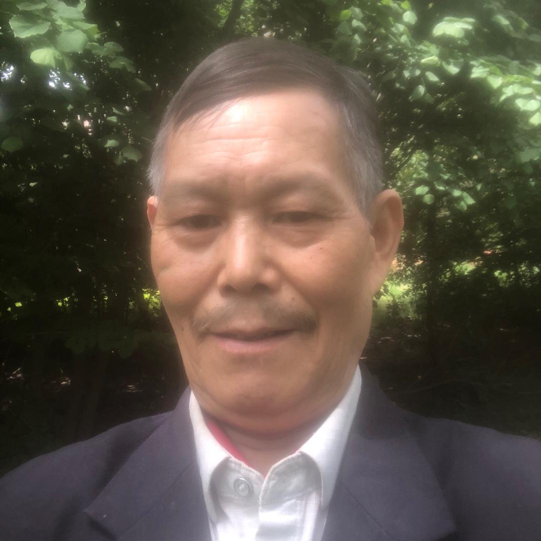 爱听歌的老贾