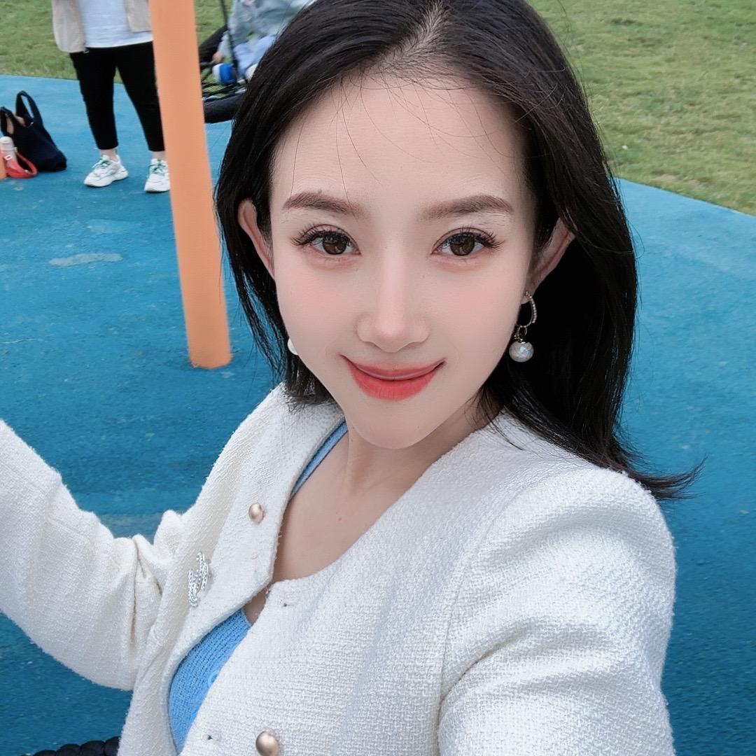 模特：晴儿