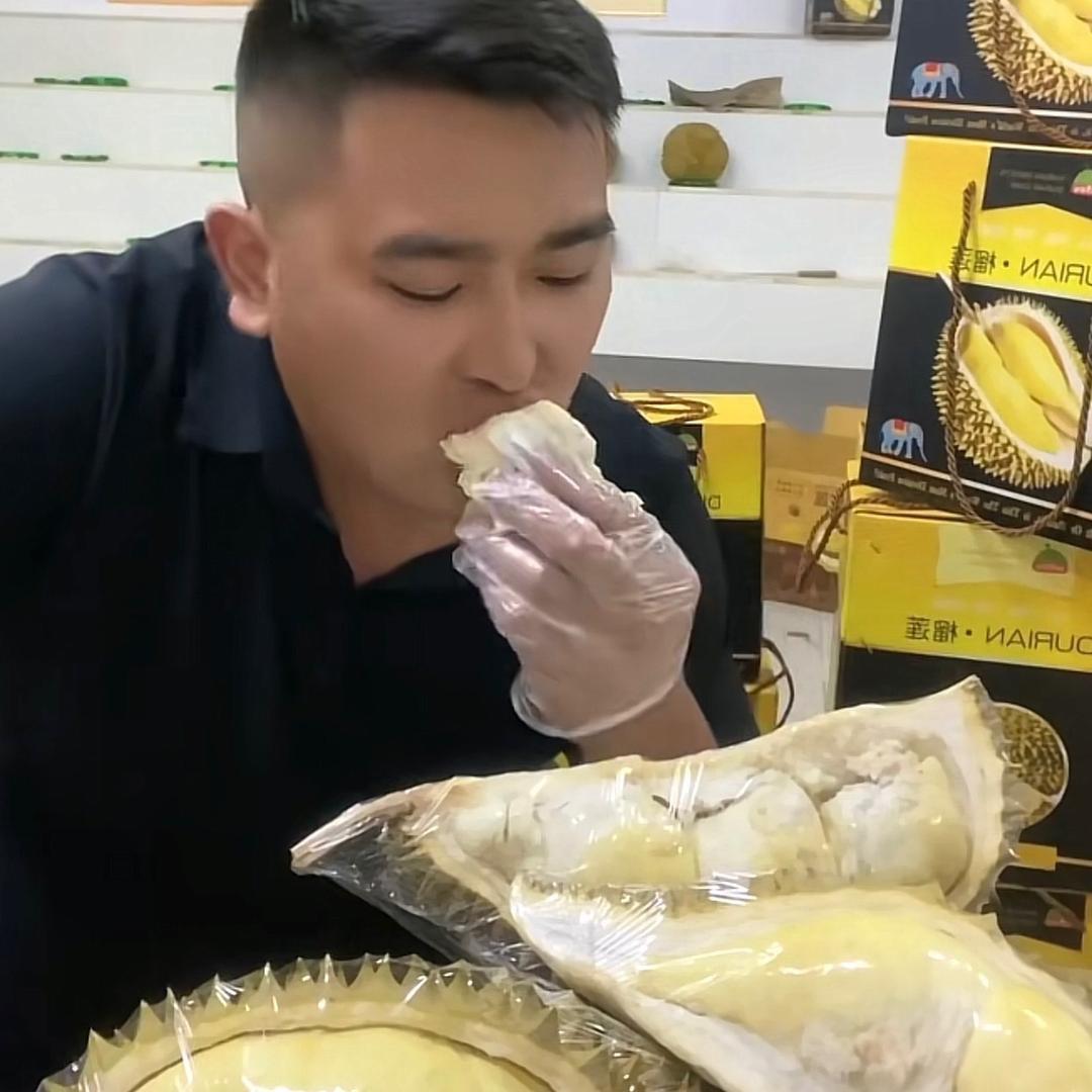 伟伟不专业（邹城榴莲王）