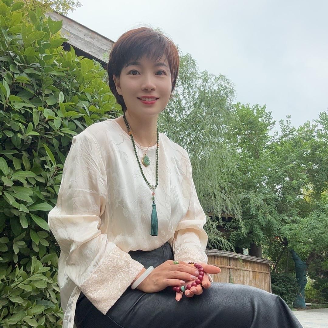 雪莉珠宝.