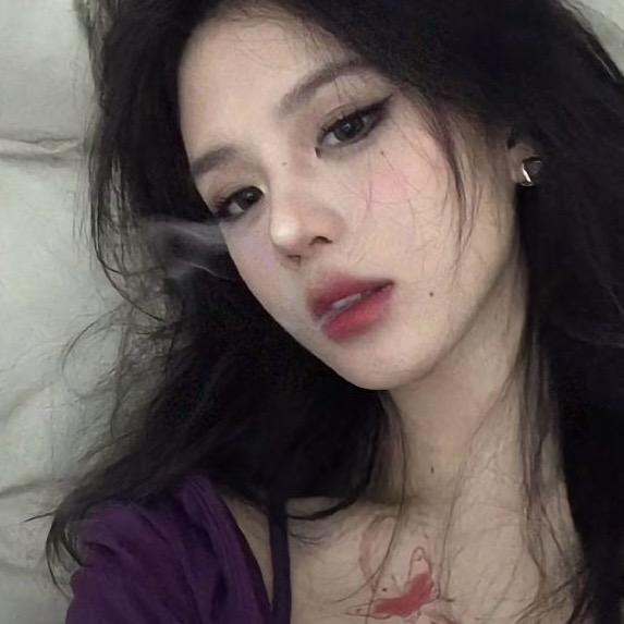 网瘾少女