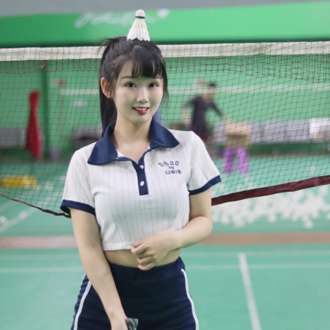 夏夏美妞吖