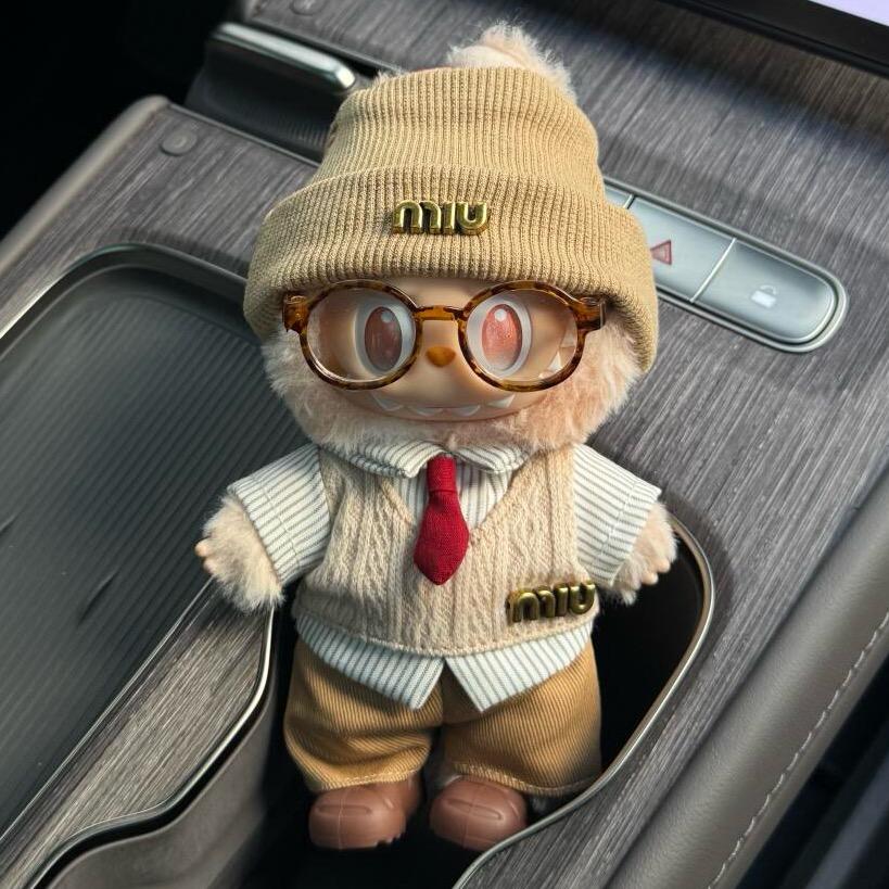 不拉粑粑的拉布布