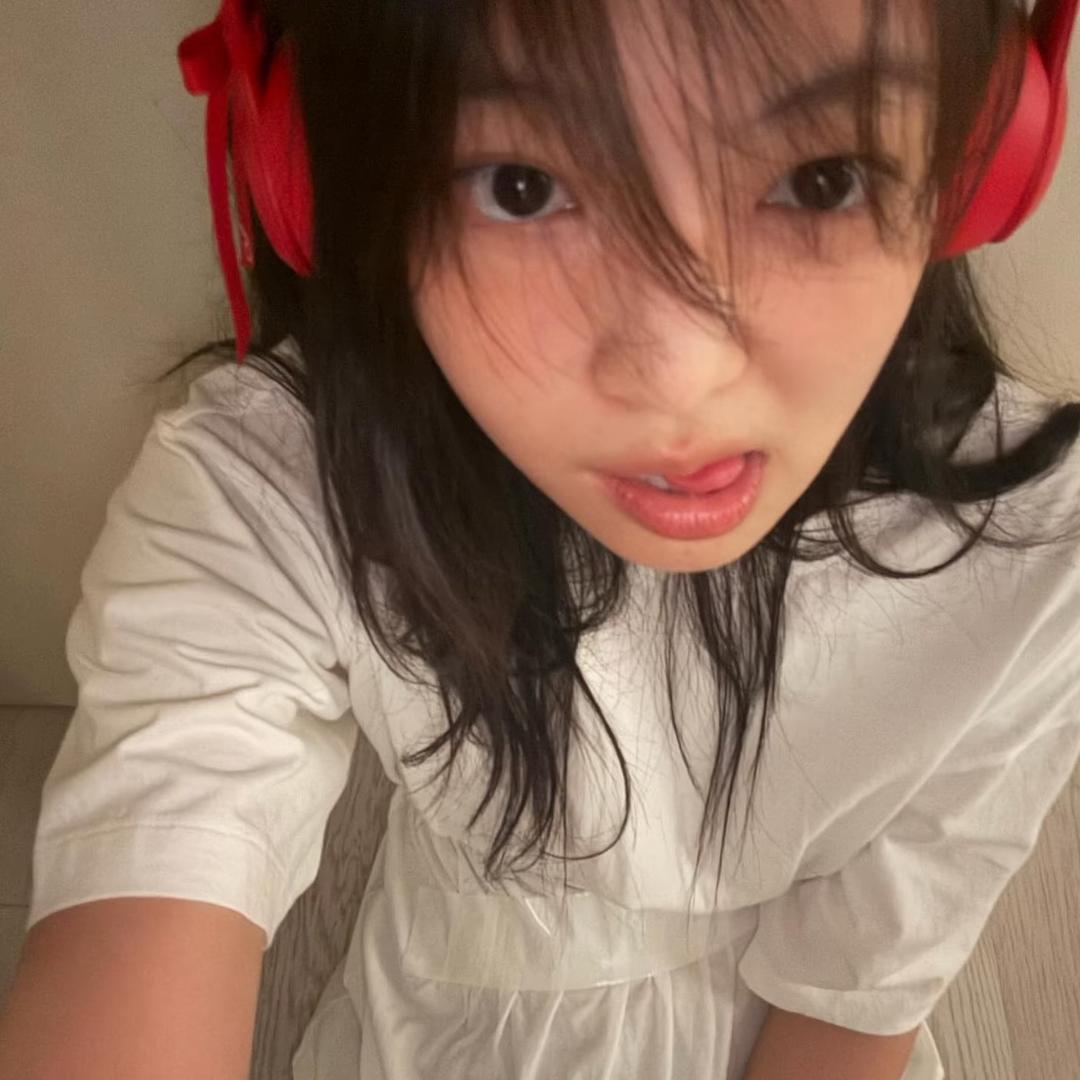 我爱吃果冻.