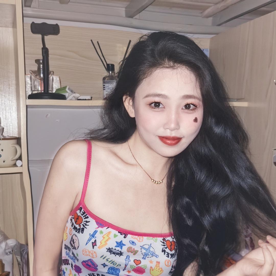 小兔姐姐坐月子中(男装🔍海南简爱男装)