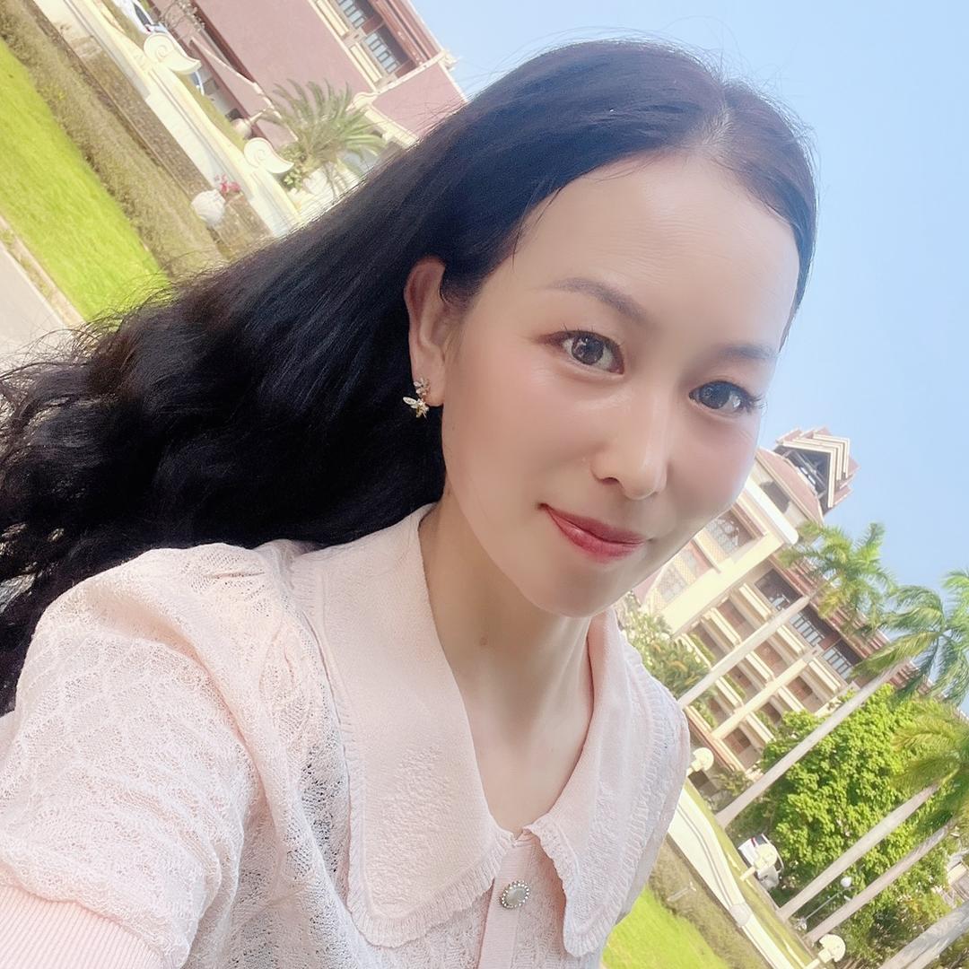 芳芳探店呀