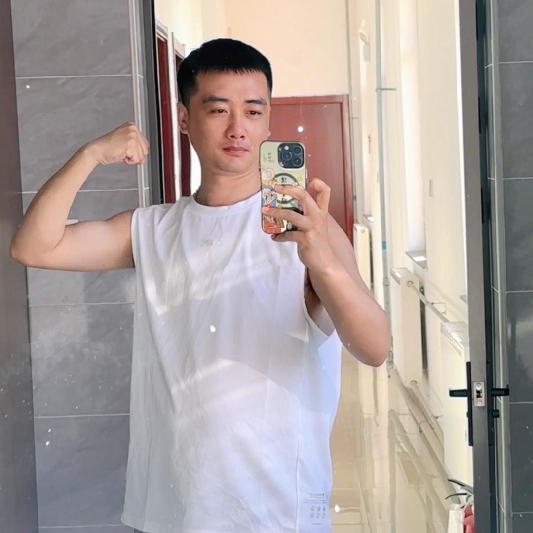 梦想夏丽的三马子车主