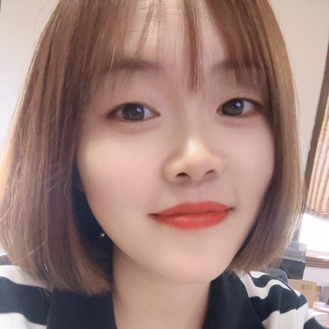 淇淇吖⁷⁷⁶